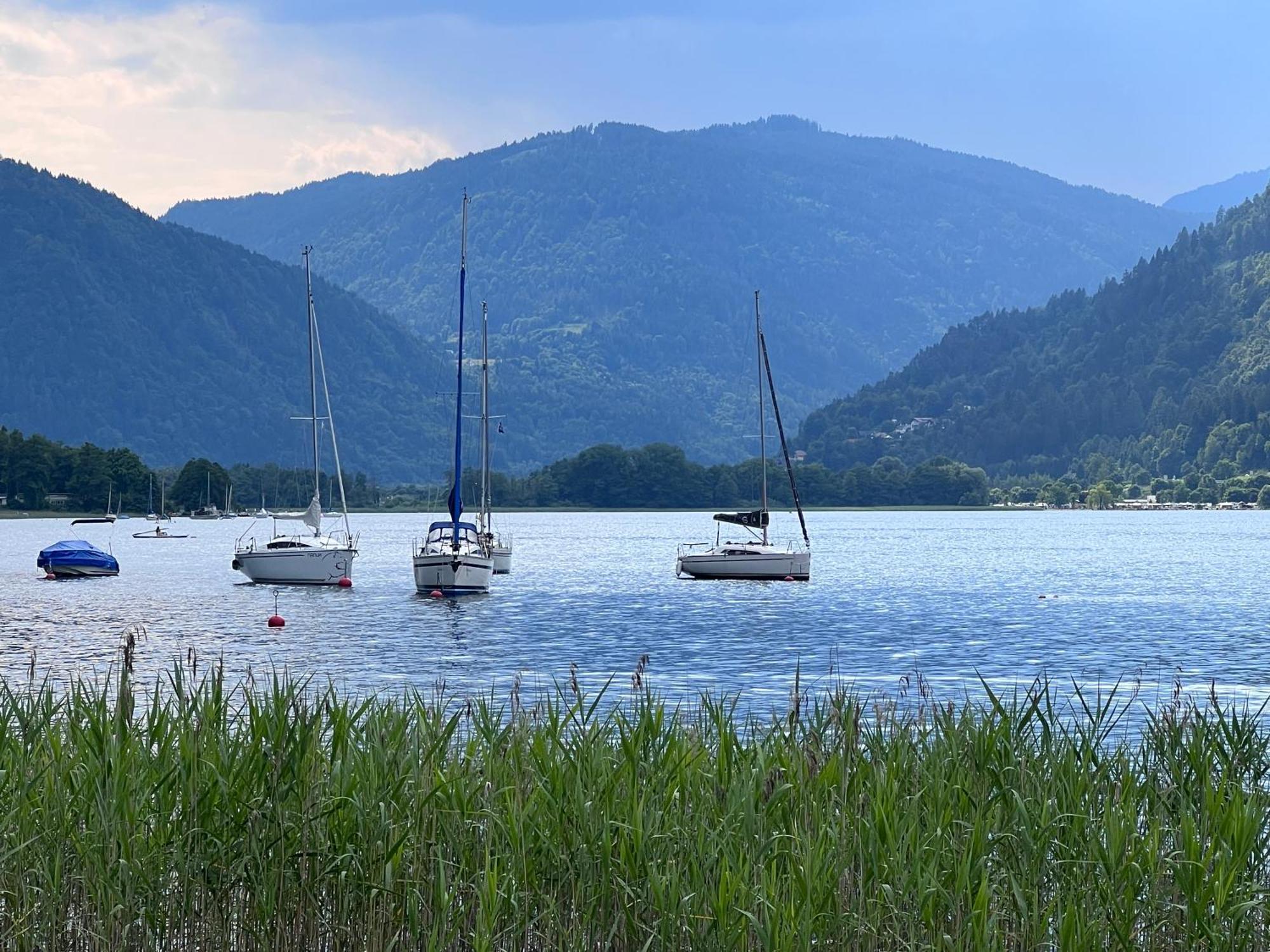 Ferienwohnung Mit Seeblick - Ossiacher See Gerlitzen Sattendorf Exterior foto