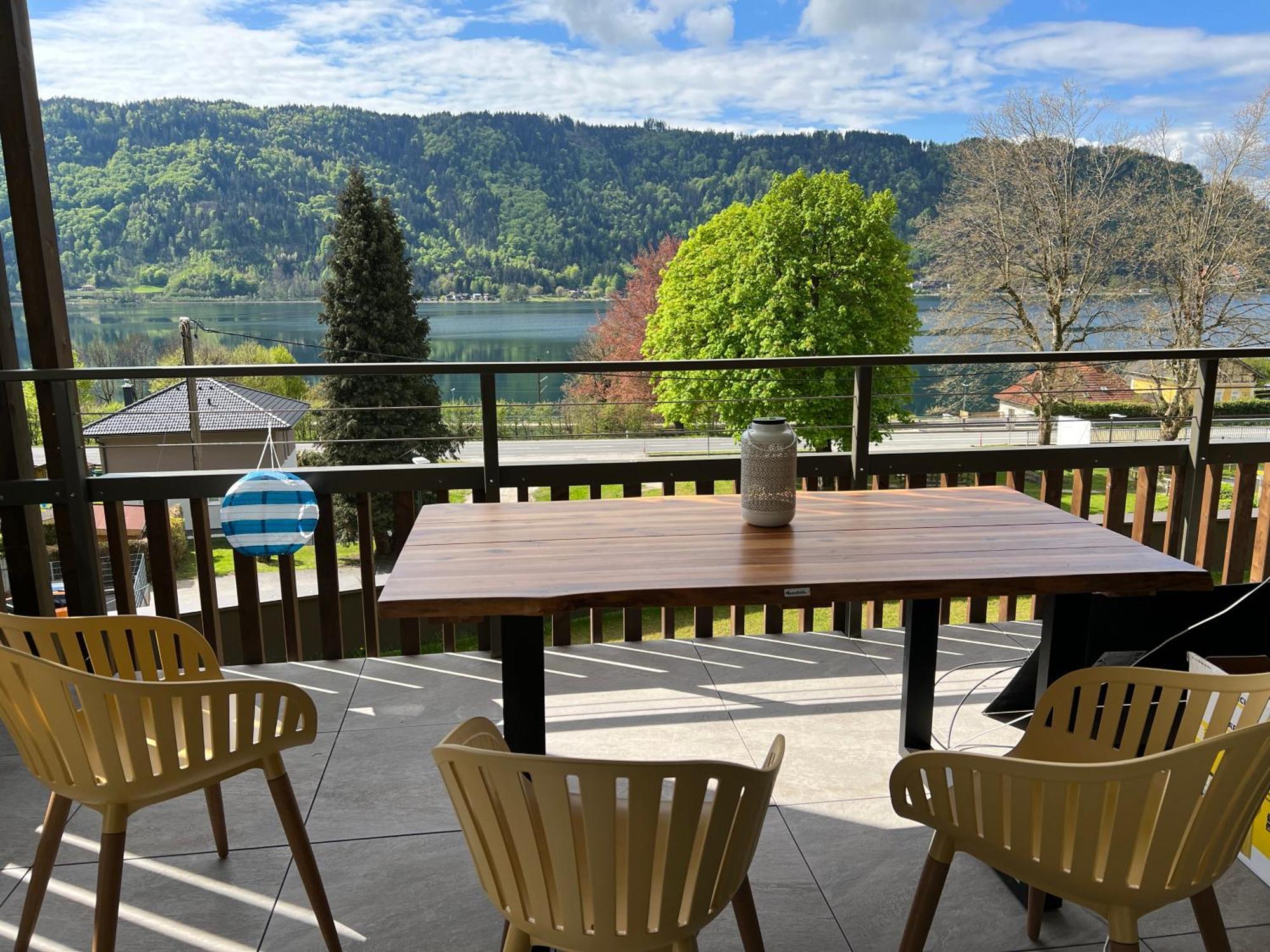 Ferienwohnung Mit Seeblick - Ossiacher See Gerlitzen Sattendorf Exterior foto